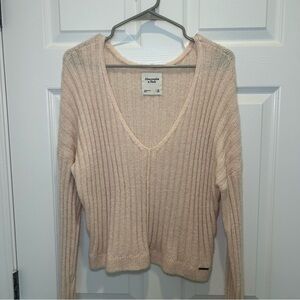 Abercrombie & Fitch Women's Blush Pink V-Neck Sweater